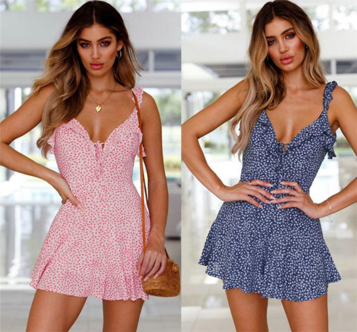 Female Polka-Dot Halter Dress With Ear Trimmings