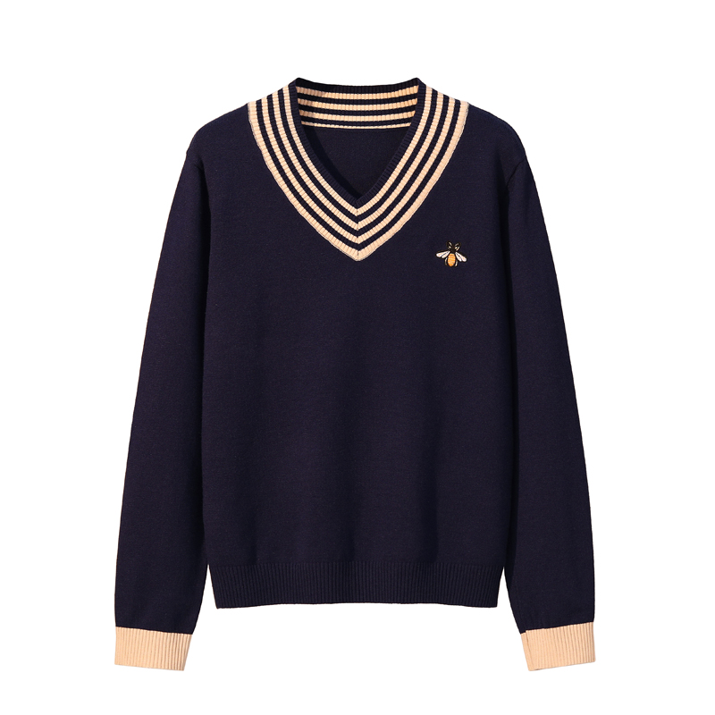 Embroidered Bee Pullover Bottoming Shirt