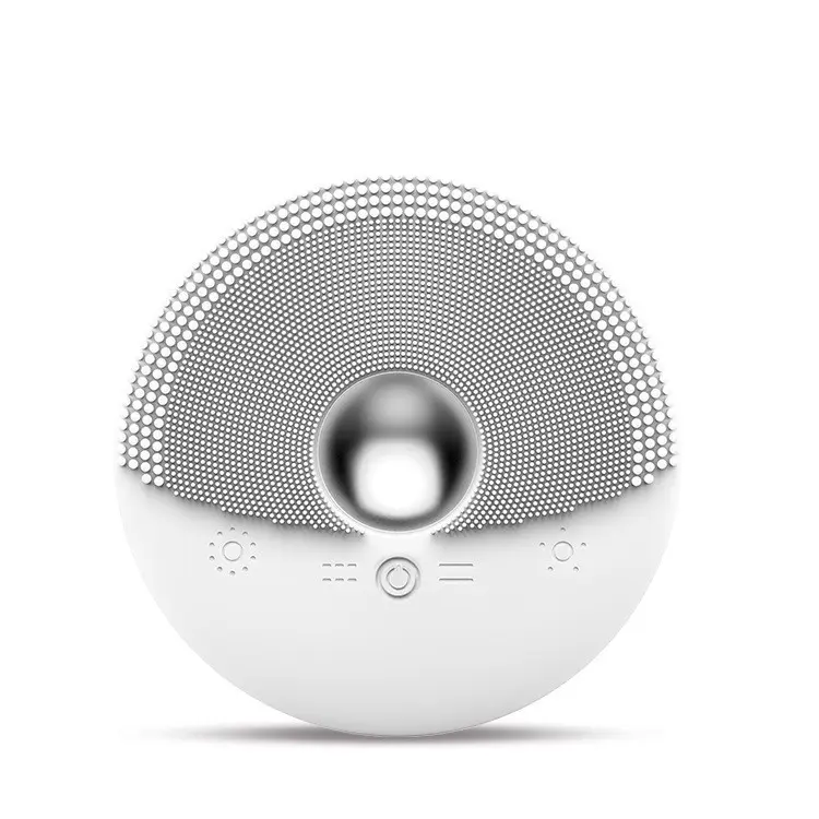 The Silicone Face Wash Can Be Heated