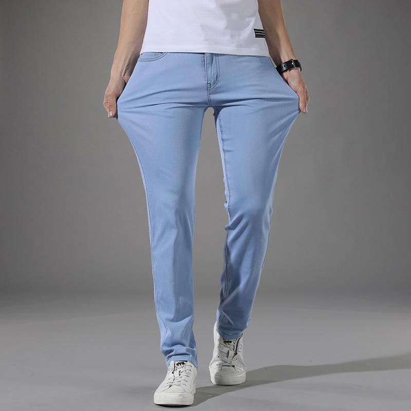 Title 6, Zomer jeans heren Koreaans model lichtblauw. Li...