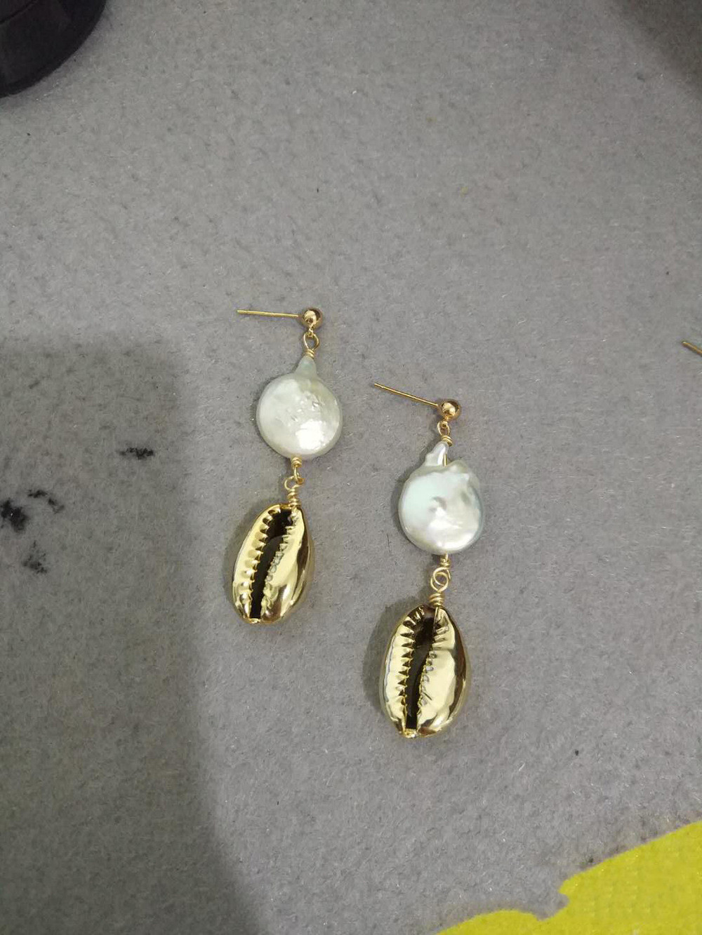 European And American Design Sense Baroque Pearl Earrings Female New Trendy Niche Temperament Fashion