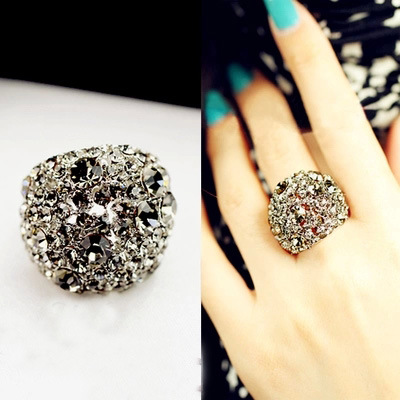 Fashion Crystal Exaggerated Personality Atmosphere Gold-Plated Port Diamond Ring Gray Index Finger Ring Simple