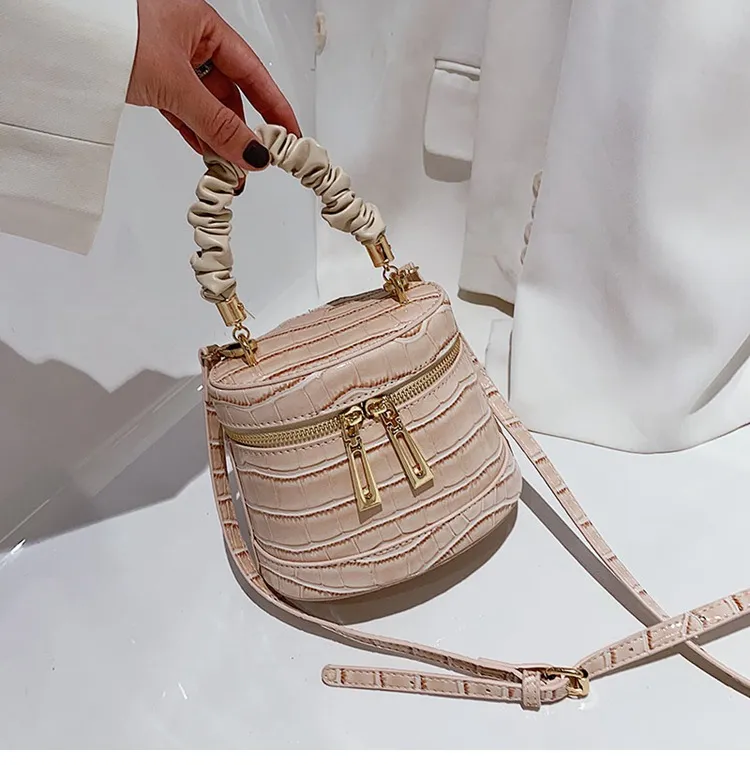 Summer Texture Stone Bucket Bag - Khaki