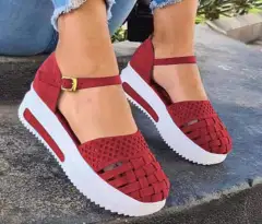 Summer New Fashion Word Buckle With Thick Bottom Toe Cap Sandals For Women - Red - View 1
