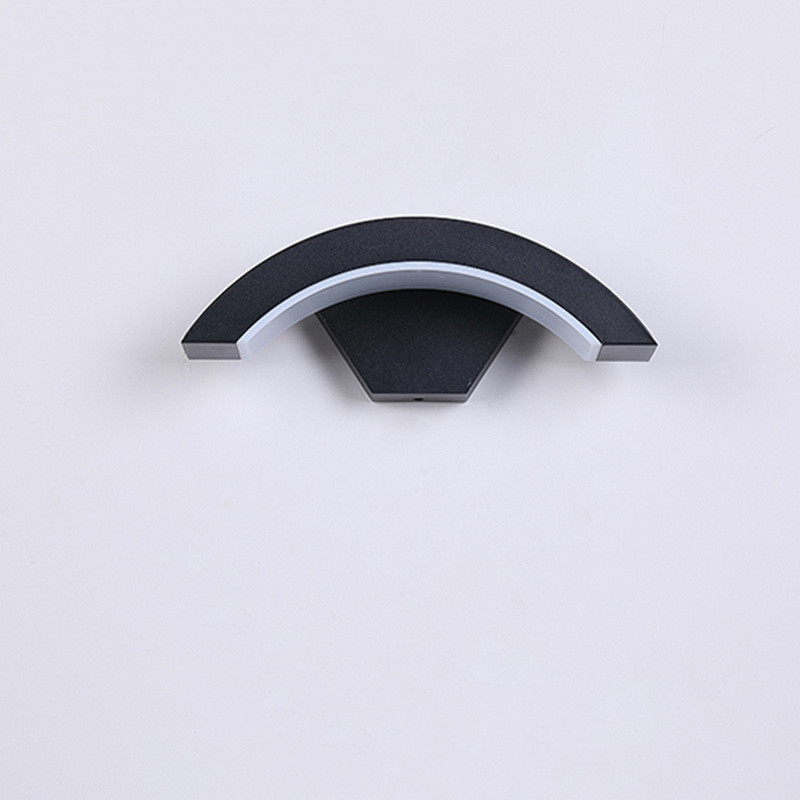 Led Wall Light Curved Moon Induction Wall Light - Image 5