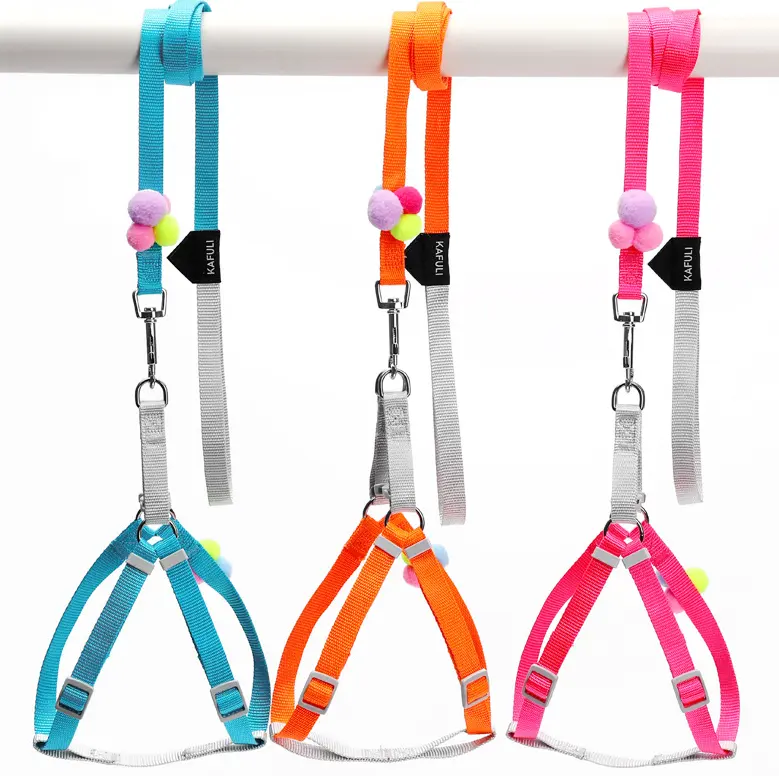 Colorful Fluffy Ball Cat Traction Rope Small