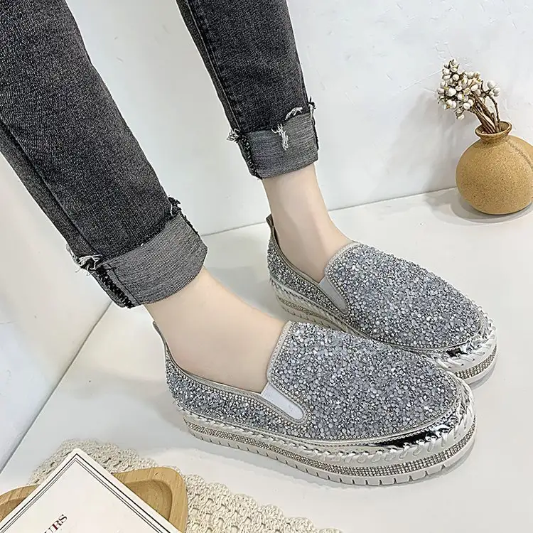 A Pedal Platform Platform Loafers With Rhinestones