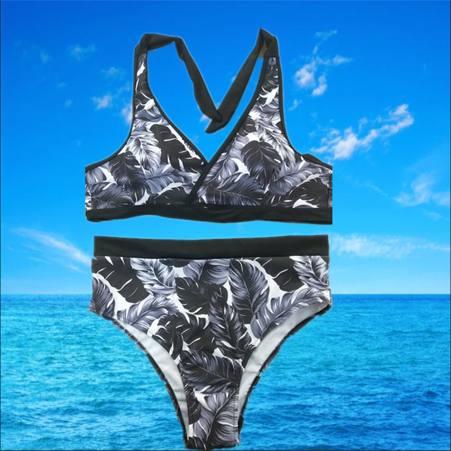 Title 6, Large Size Split Swimsuit Women Floral Sexy Hal...