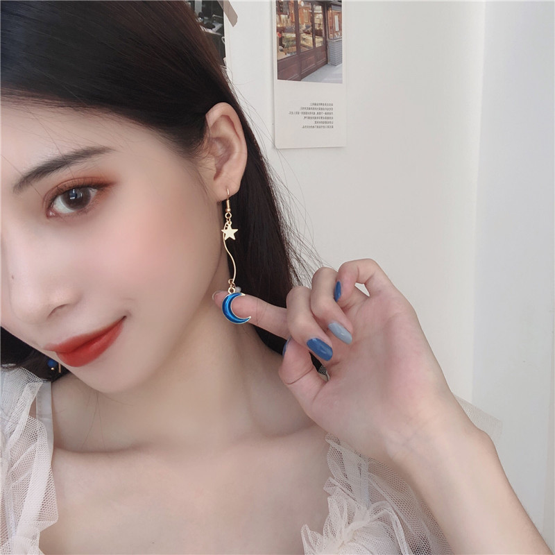 Japanese Star Ins Starry Sky Cat Asymmetric Earrings