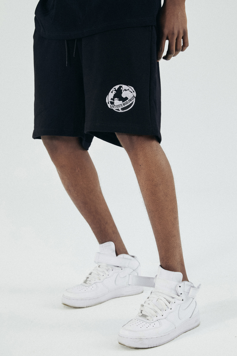 Embroidered Black And Green Loose Casual Shorts