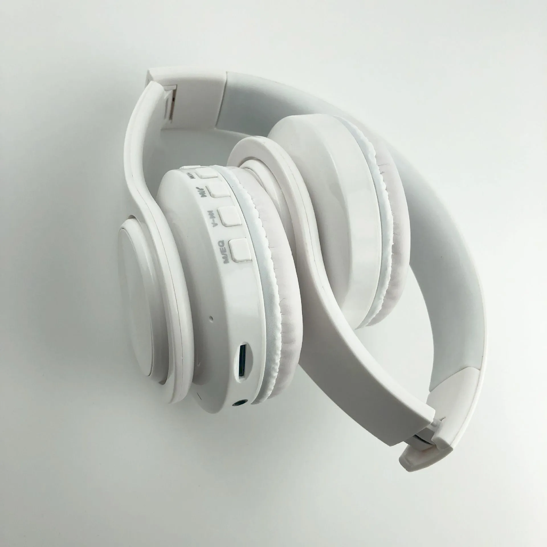 HIFI Wireless Headphones Bluetooth Stereo Headset Music Headset FM SD Card Sport Headphone With Mic For PC – image 5