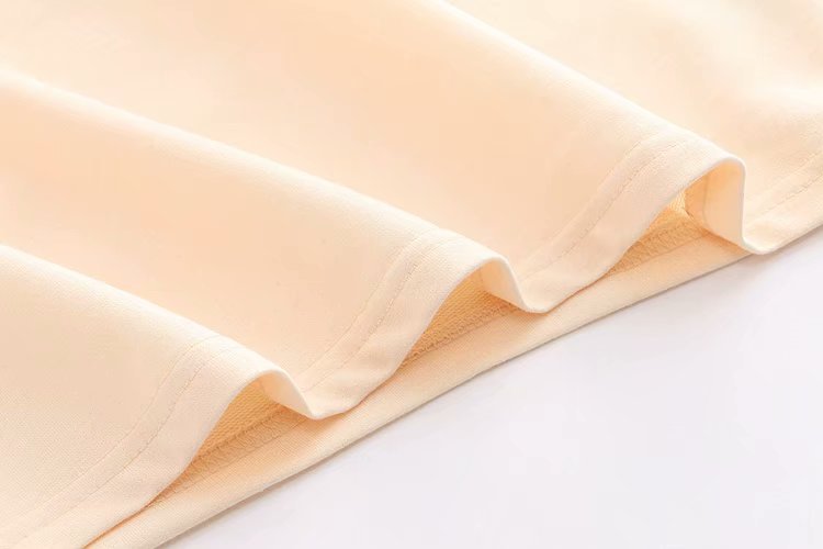 أكمام بخمسة نقاط بتصميم تيشيرت مزخرف بطبعة الديناصور وألوان متباينة