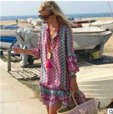 Nine-point Sleeve Women's Printed V-neck Dress