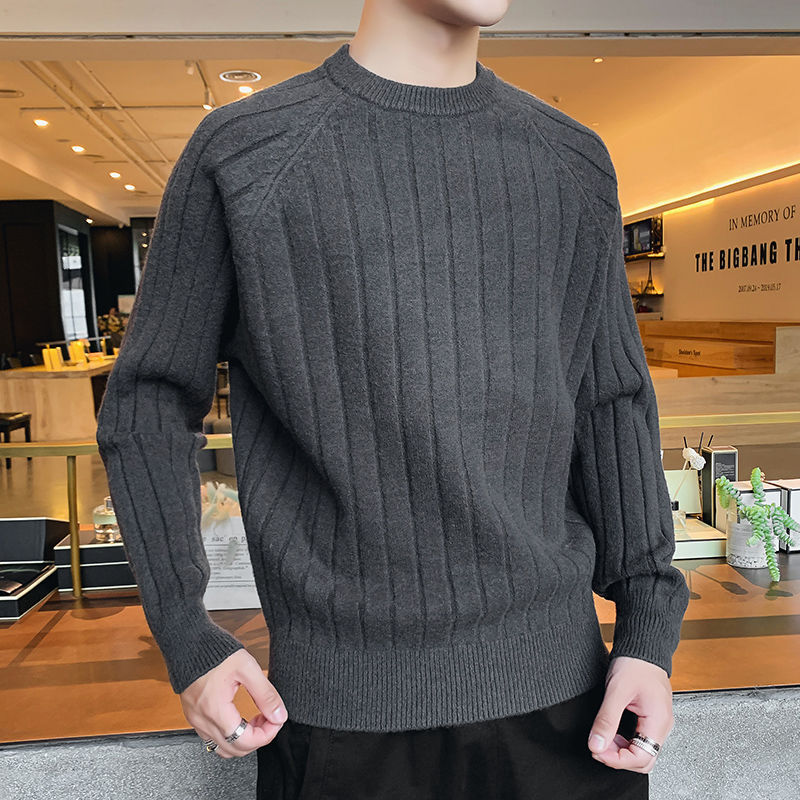 Low-Necked Young Students' Bottoming Shirt And Woolen Clothes