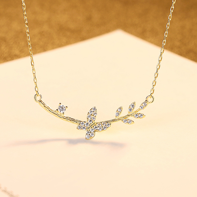 Exquisite Butterfly Pendant Necklace