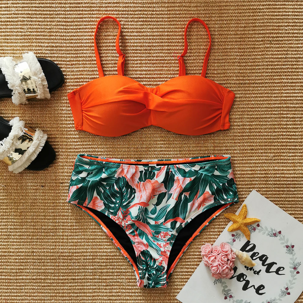European And American Bikini Print Swimsuit