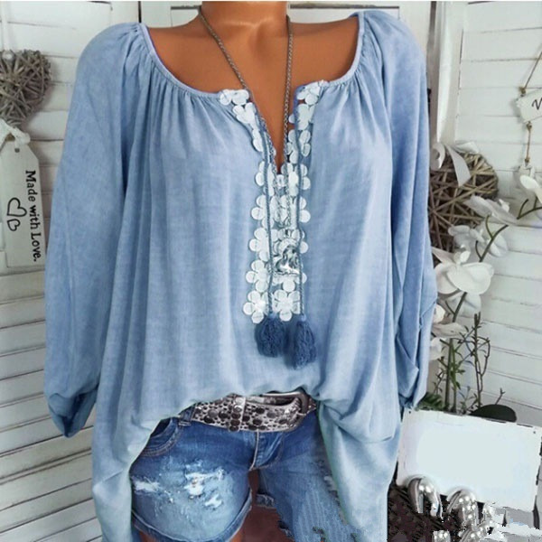 One-line Neck Lace Blouse With Long Sleeves