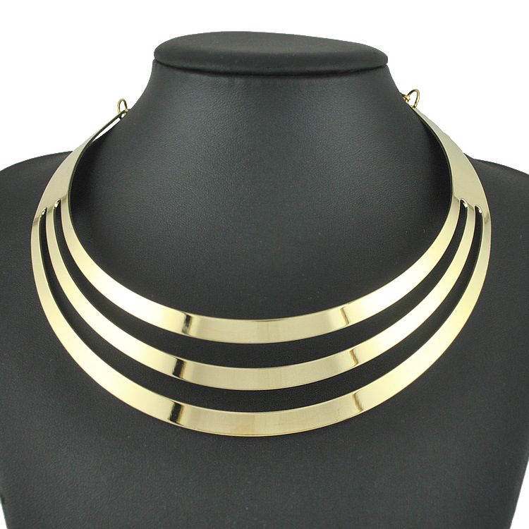 New Punk Style Metal Collar Female European And American Exaggerated Glossy Metal Necklace With Sexy Clavicle Chain