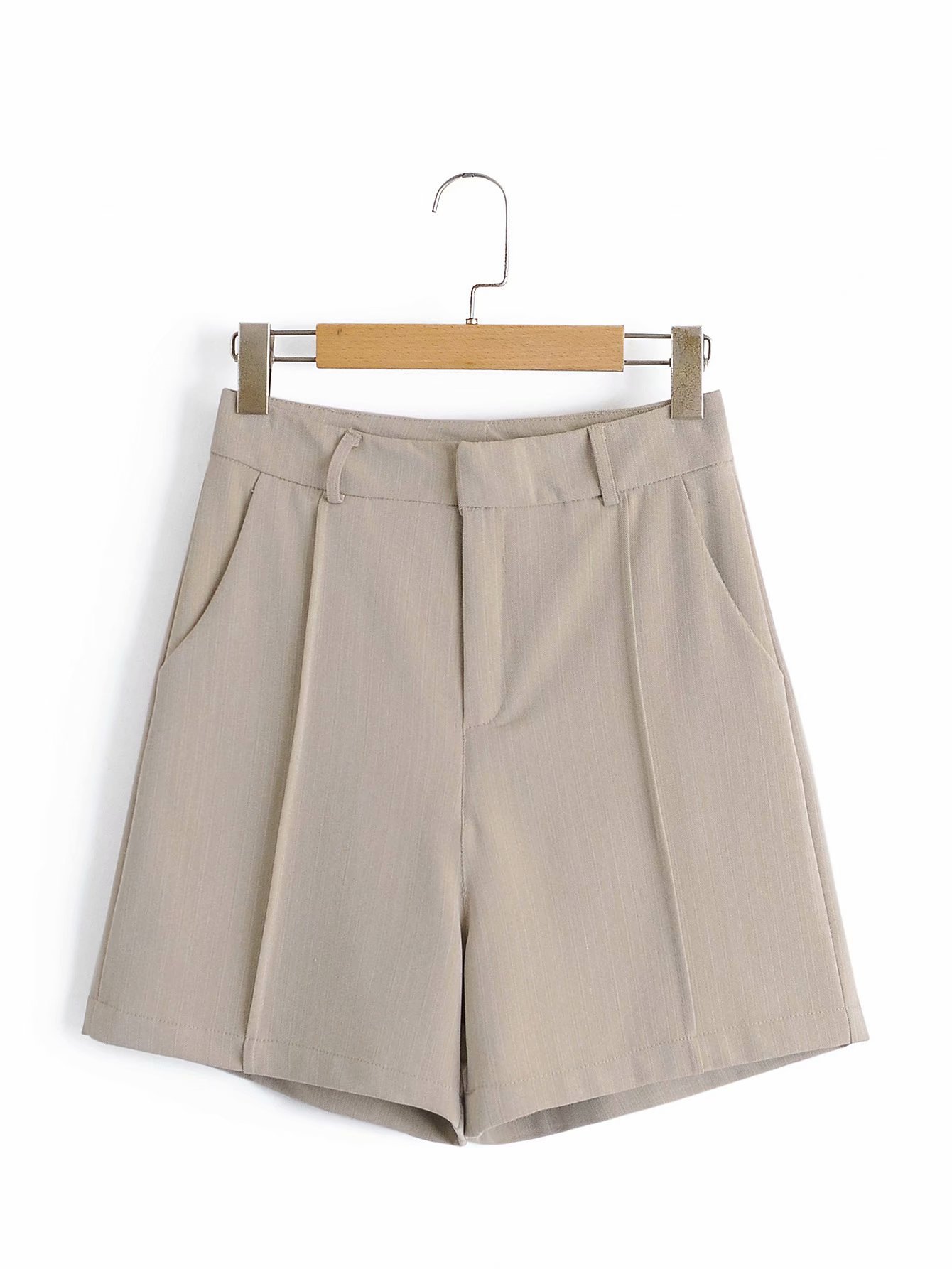 Title 4, Pantaloncini TRAF da donna Chic con tasche, sti...