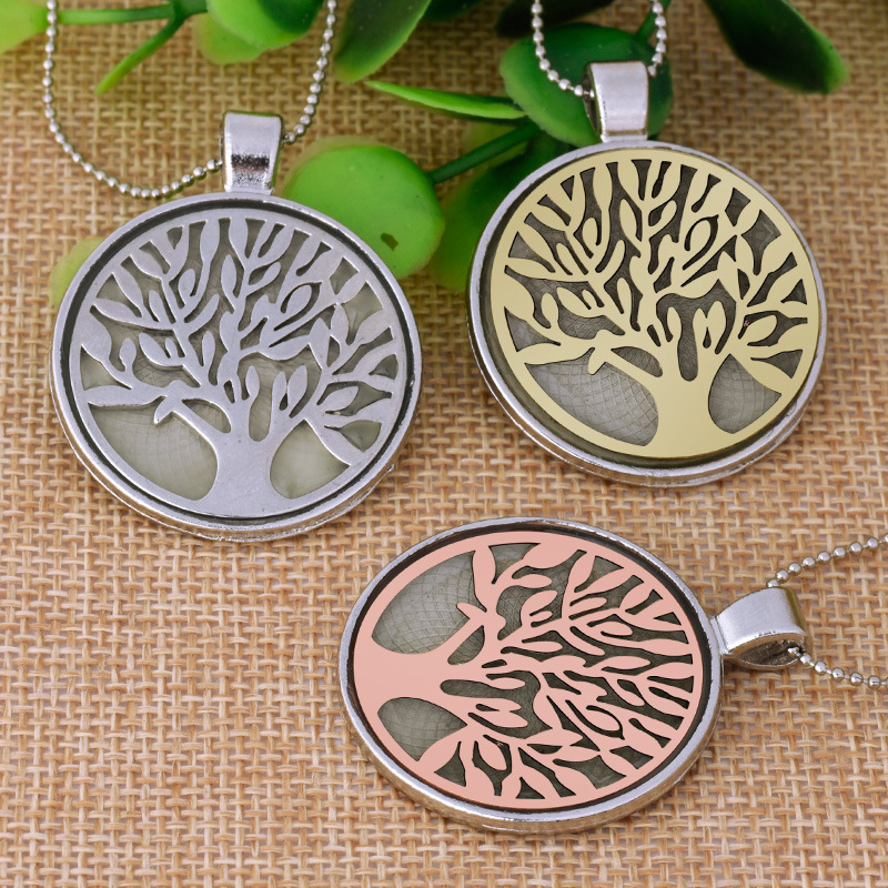 European And American Nightclub Fashion Boutique Necklace Ancient Bronze Tree Of Life Luminous Necklace