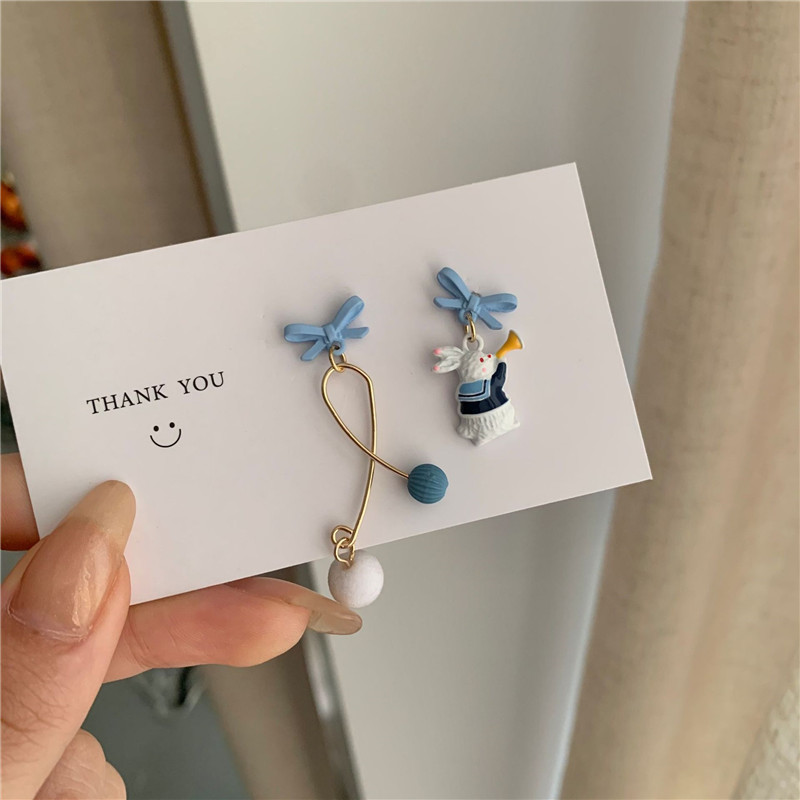 Cute Little Rabbit Earrings Temperament Asymmetrical Earrings