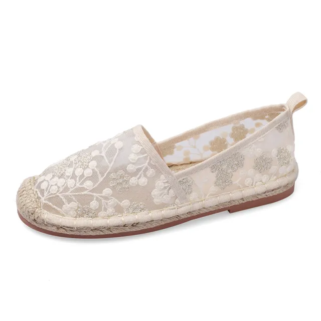 Xiaoxiangfeng Fisherman Shoes Women's Shallow Mouth Embroidery One step Platform Loafers C 35 - Shop at LoveMi