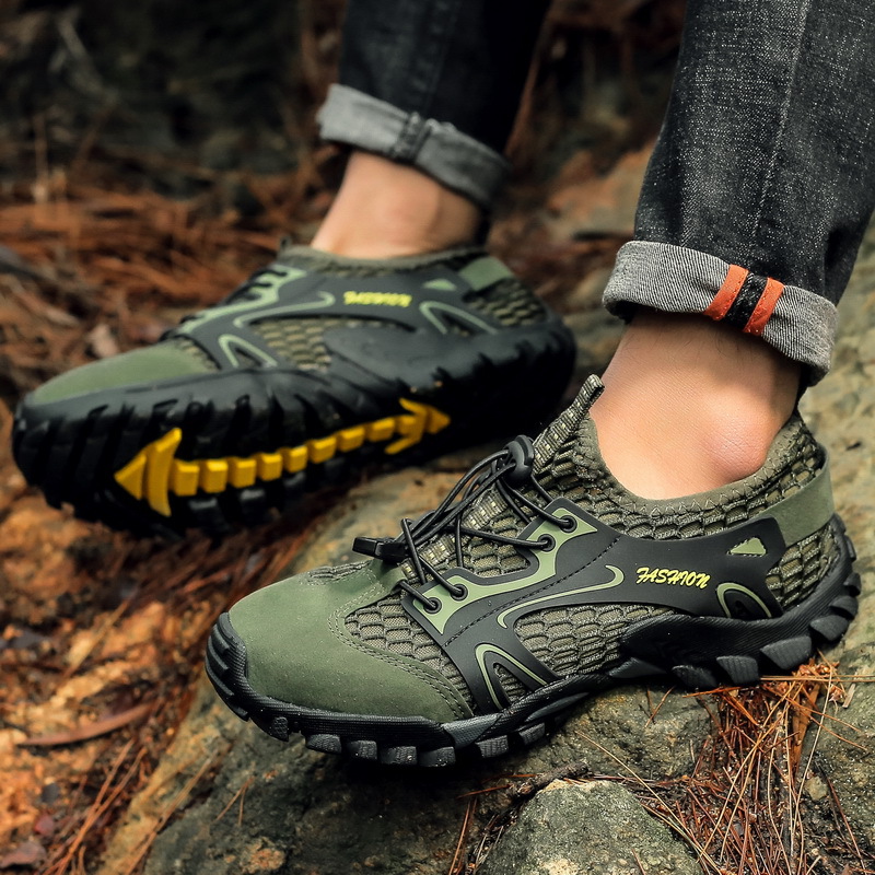 Title 8, Scarpe da trekking outdoor di grandi dimensioni...