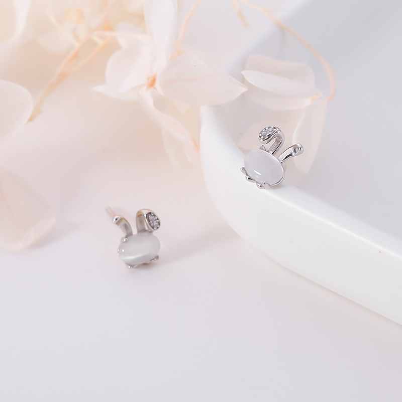 Small And Simple Earrings Cute Animal Earrings