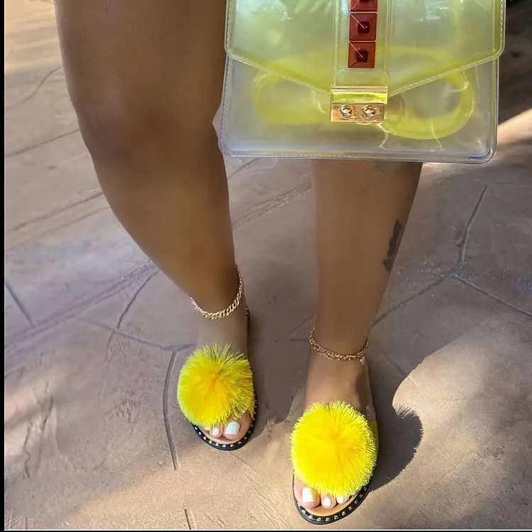 Slippers Women'S Summer New Style Fur Ball Flat-Soled European And American Sandals Women'S Casual Slippers - Yellow