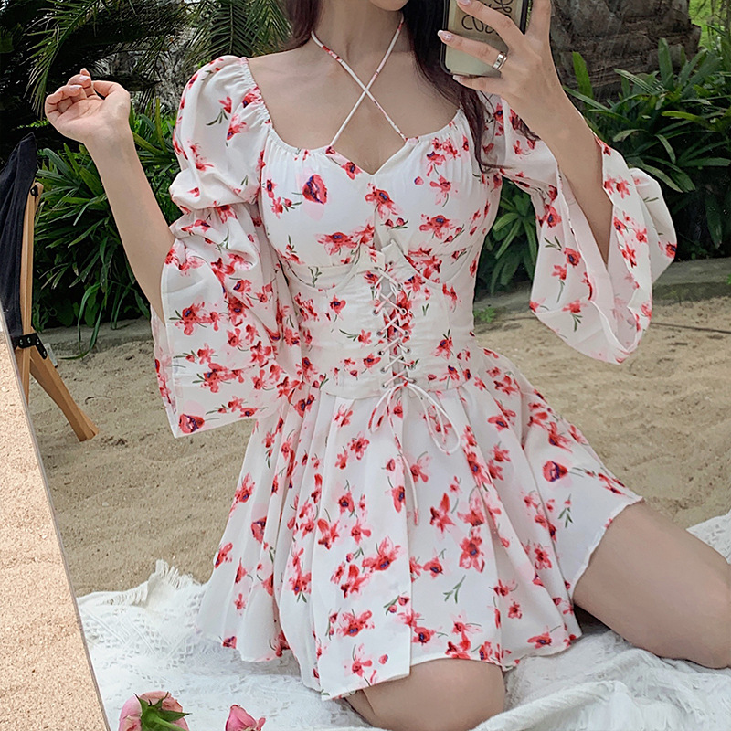 Plus Size Women's Floral Short-sleeved Pleated Ruffled Halter Neck