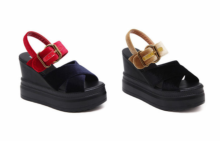 Velvet Buckle High-Heeled Sandals