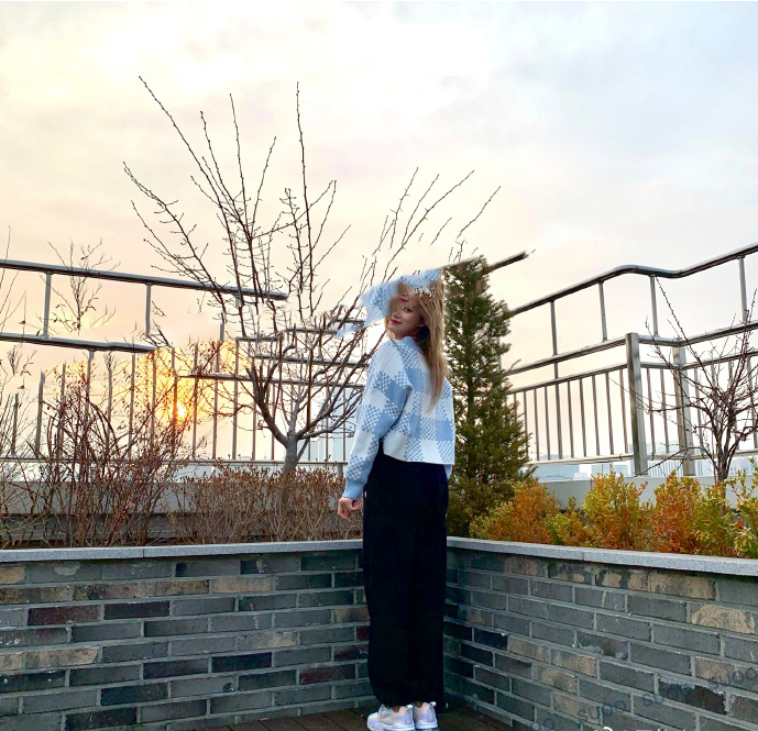 Blue Loose Stitching Plaid Long-sleeved Sweater