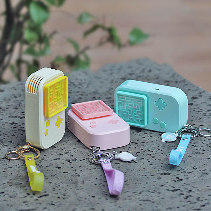 Cartoon Maze Game Without Leaf Fan (Yellow-USB)