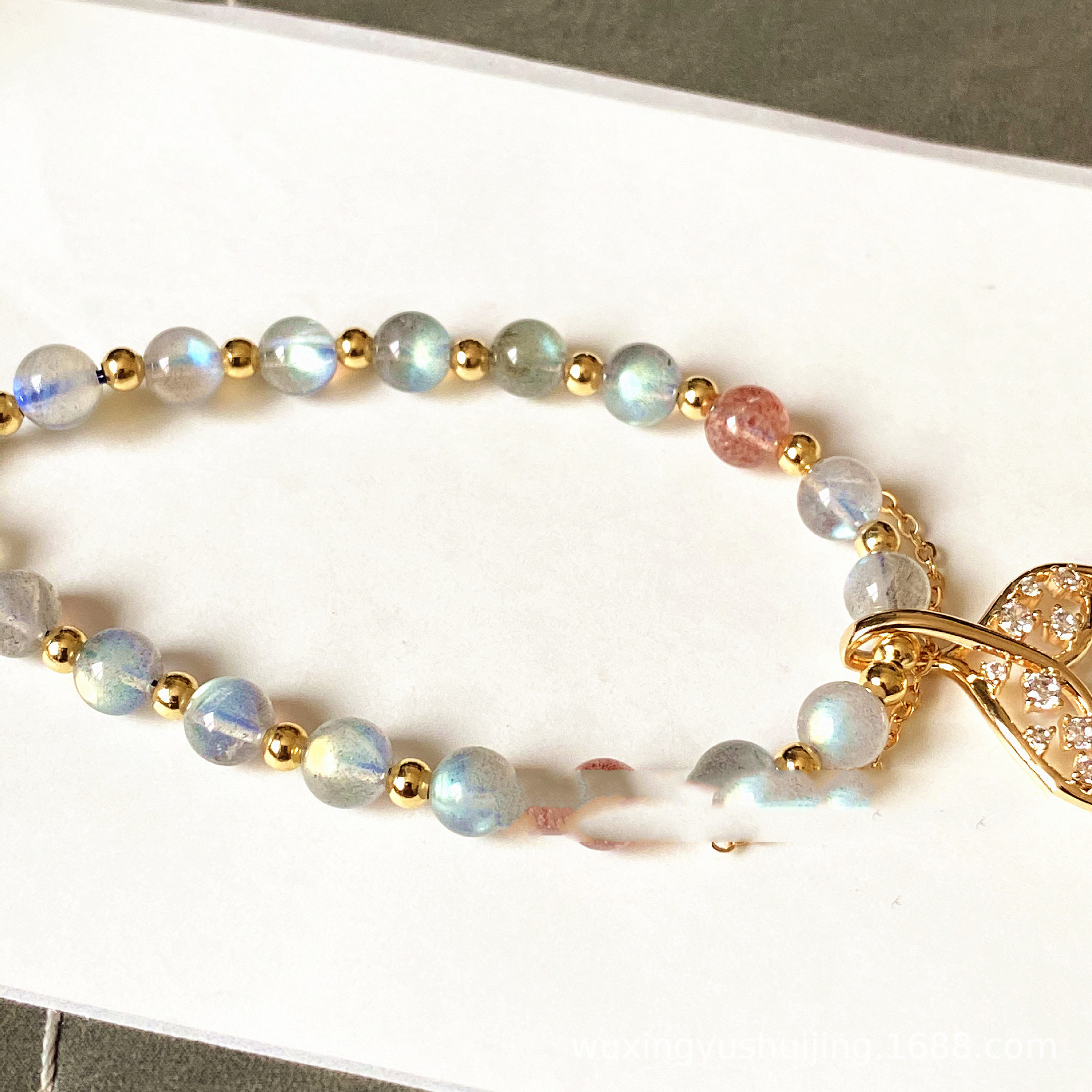 Natural Round Beads Labradorite Moonstone And Strawberry Crystal Bracelet