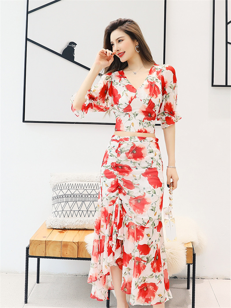 Irregular Top Skirt, Fashionable And Light Two-Piece Suit