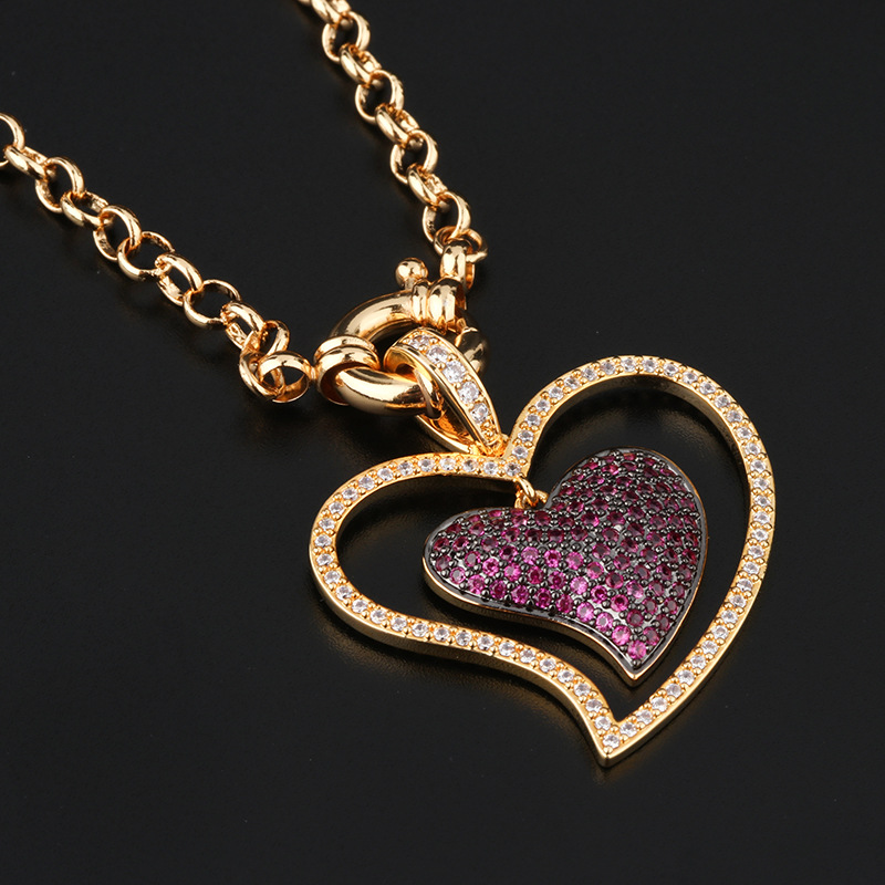 Necklace Female Creative Fashion Color Zirconium Hollow Love Heart Pendant Sexy Heart-Shaped Necklace Pendant Wholesale