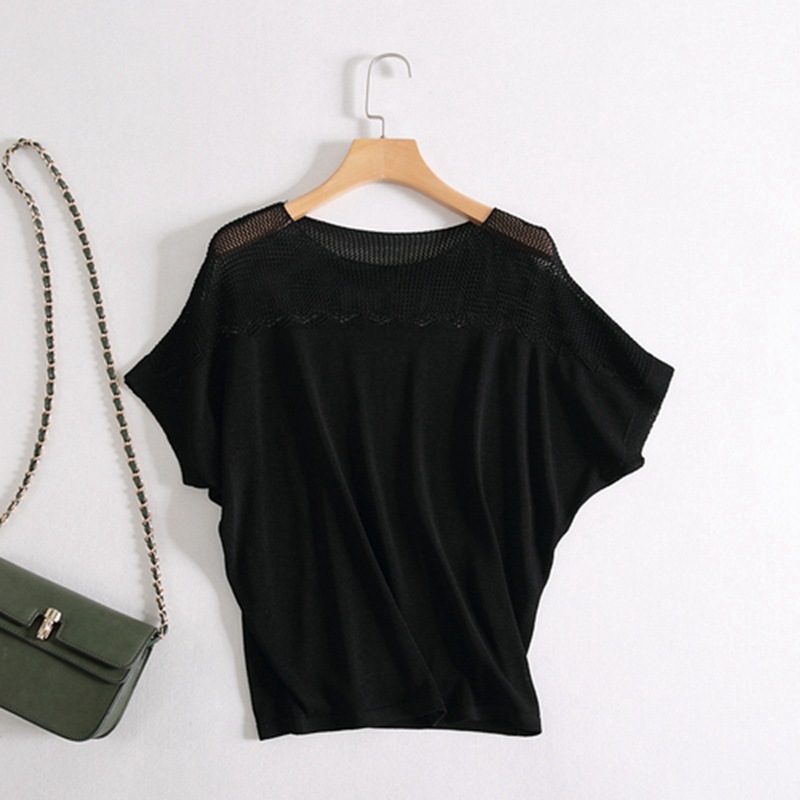 Women's Short-sleeved Knitted Simple Ice Silk Loose Top
