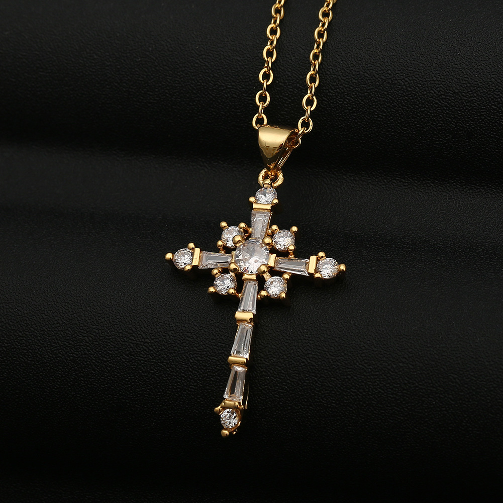 Fashion Micro Inlaid Zircon 18 K Gold Cross Pendant Versatile Jewelry Female Clavicle Chain