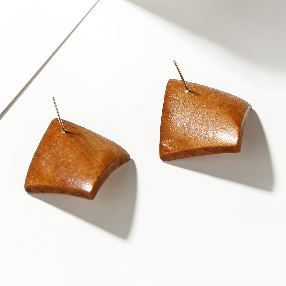 New Products Fashion Trendy Geometric Irregular Twisted Rhombus Wooden Earrings Earrings Women
