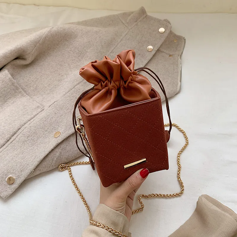 Chain Shoulder Bag Fashion Cross Bag - Brown