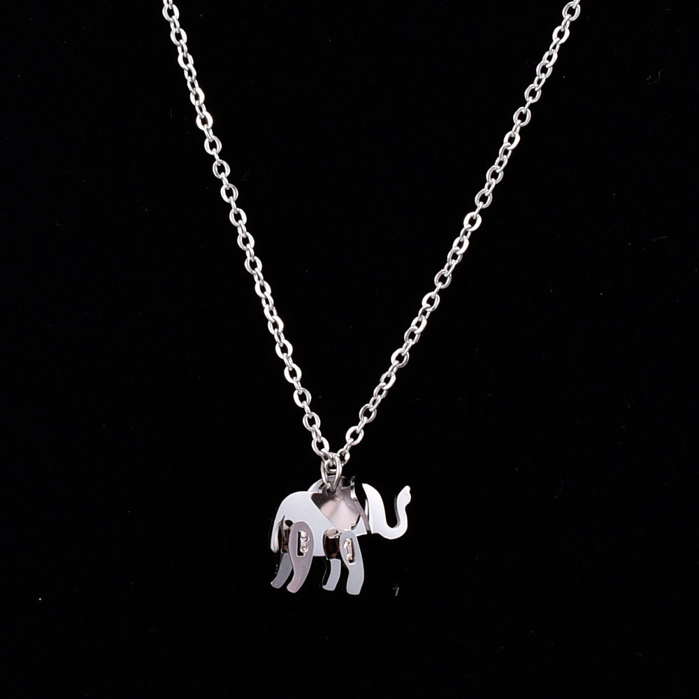Auspicious Baby Elephant Geometric Clavicle Chain