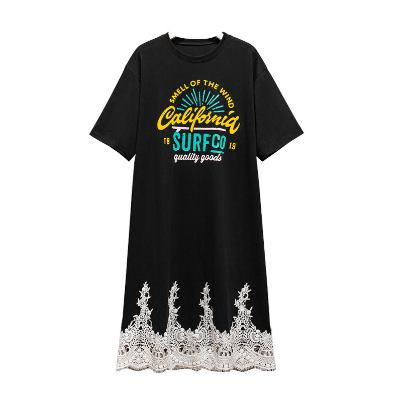 فستان تيشيرت قصير بأكمام قصيرة ونقشة نحافة فضفاضة