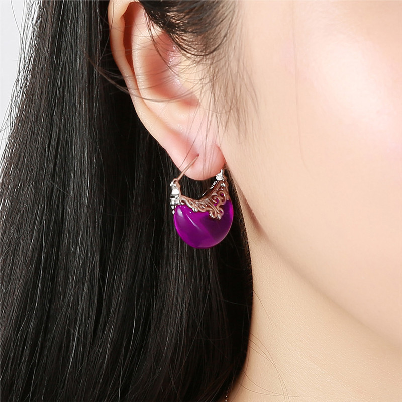 Fashionable Ladies Moon Boat Earrings