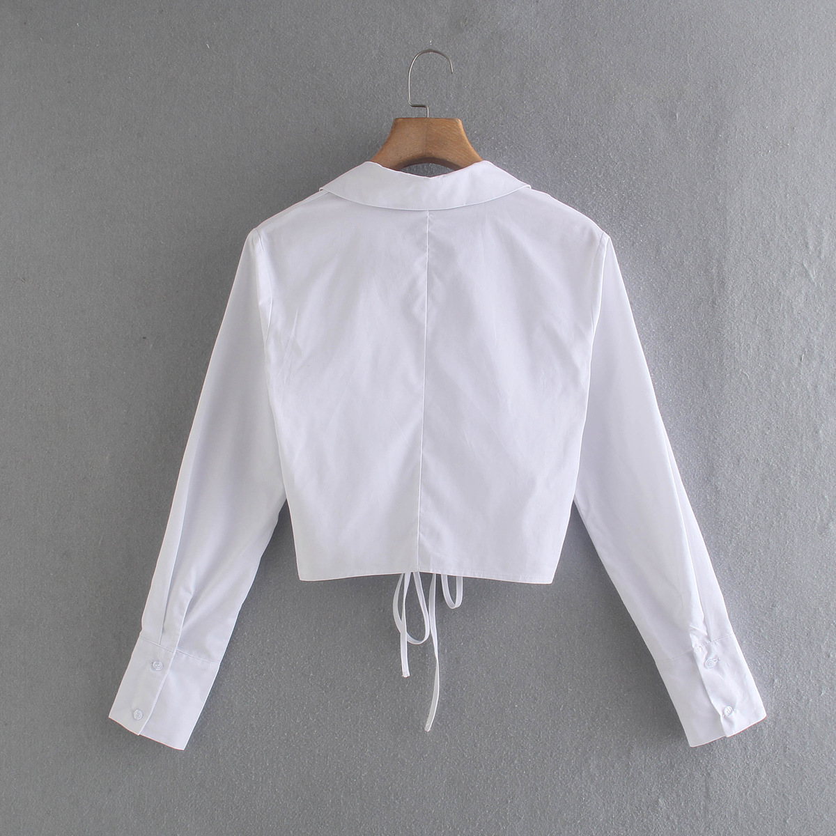 Short Shirt With Solid Folds