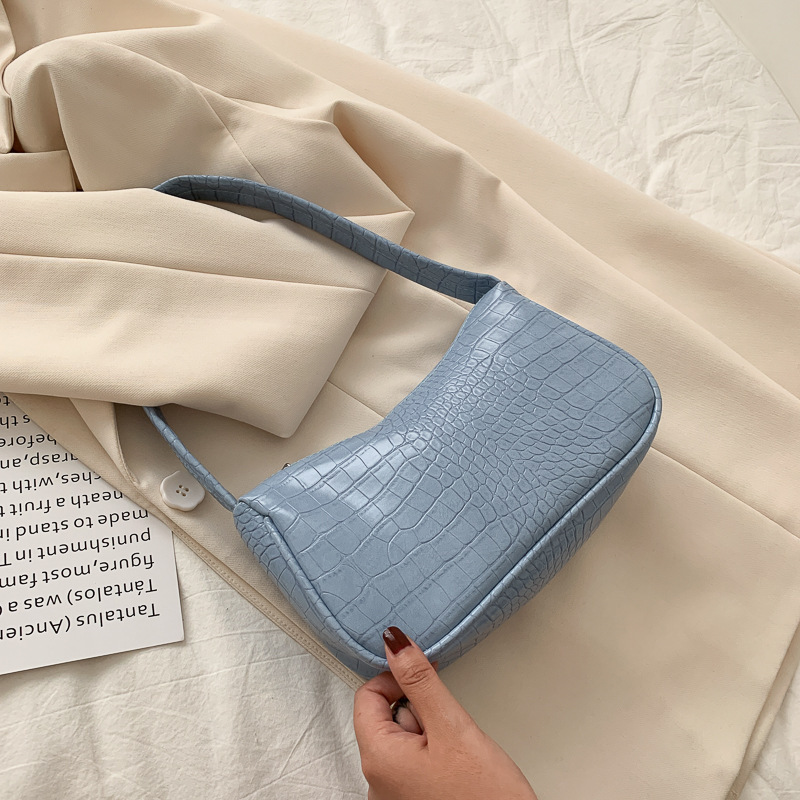 Fashion All-match Shoulder Bag Solid Color Soft Surface Small Square Bag