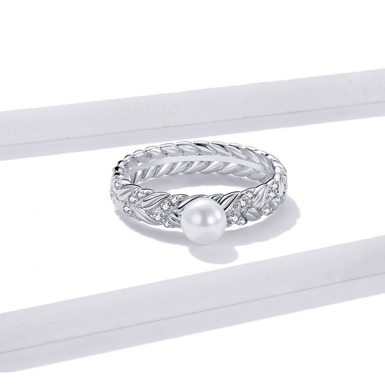 Platinum-Plated Zircon Wheat Ear Earrings Women