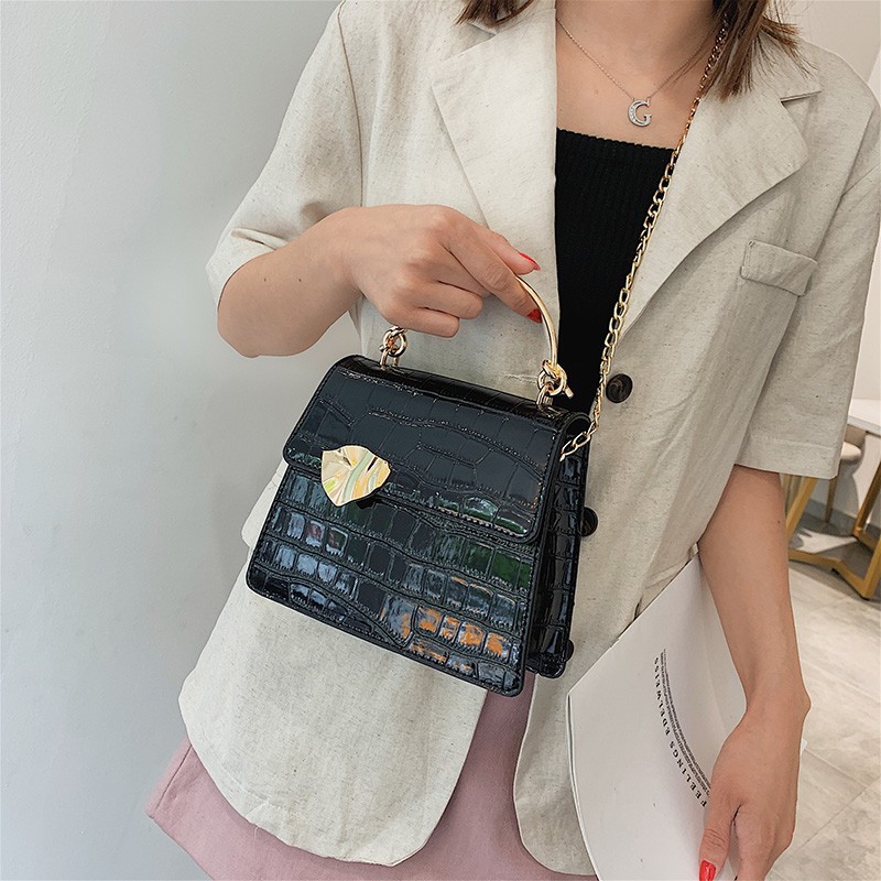 All-Match Small  Chain Western-Style Messenger Bag Women