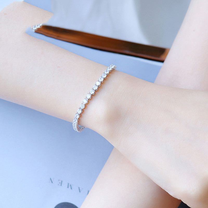 925 Sterling Silver Bracelet Female Korean Version Of Simple Four-Claw High Drag Simulation Carat Silver Bracelet Jewelry Factory Wholesale