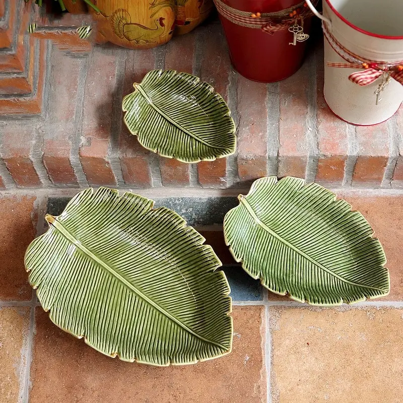 Green Leaf Horizontal Pattern Ceramic Dish Plate Melon Seed