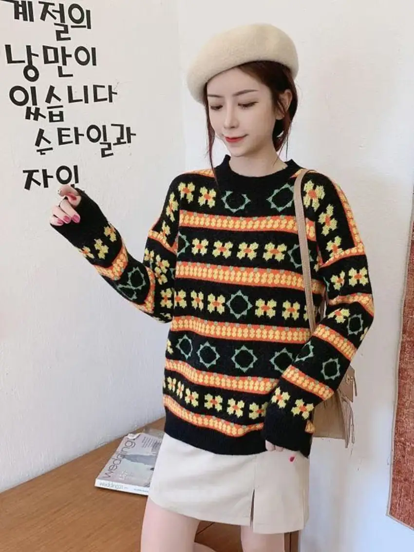 Women's Retro Striped Sweater Top